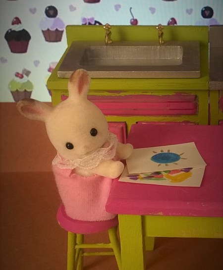 1. Zoreillette dans sa cuisine